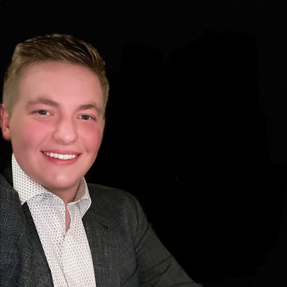 Meet your Posher, Brett